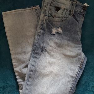 Kid distressed jeans